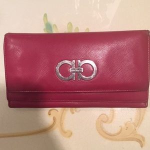 Salvatore Ferragamo pink wallet